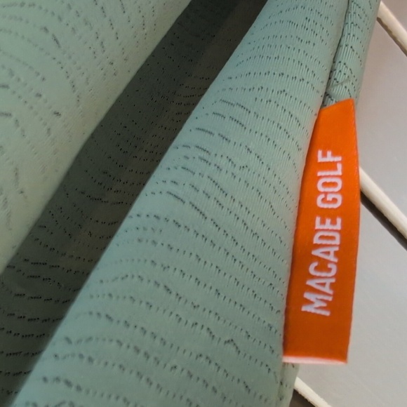 Macade Men's Sage Core Tech Shirt Size L EUC - Picture 5 of 10